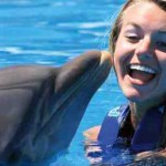 эмоции-от-общения-с-дельфинами