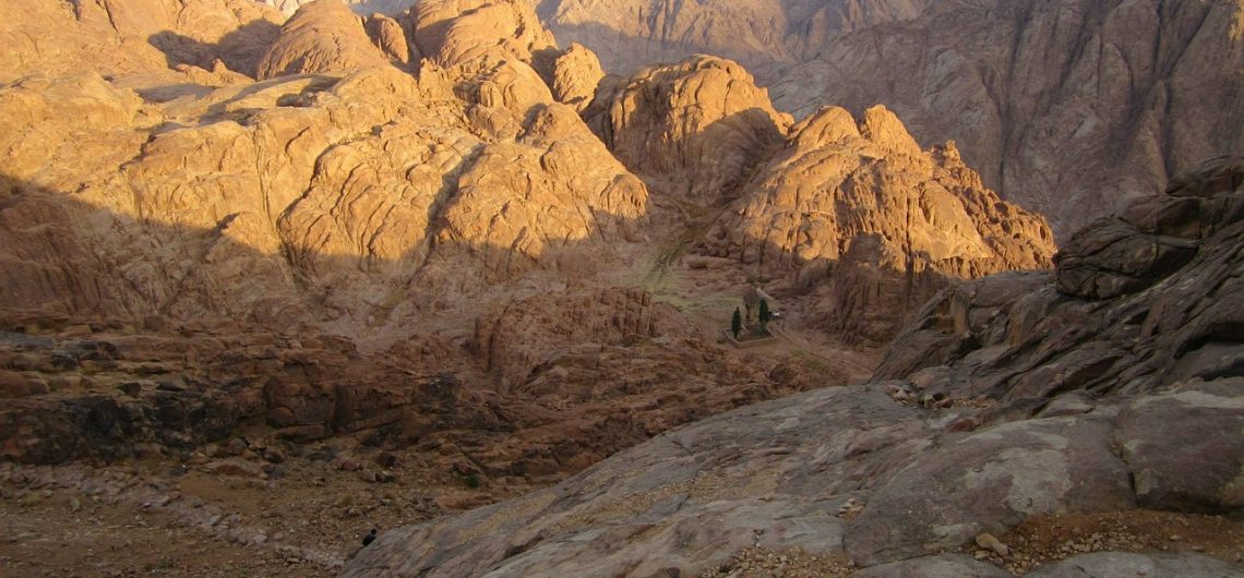 sinai 517893 1280 1 Гора Моисея и монастырь святой Екатерины